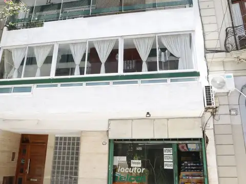 Venta Local con Sotano - Balvanera OPORTUNIDAD!