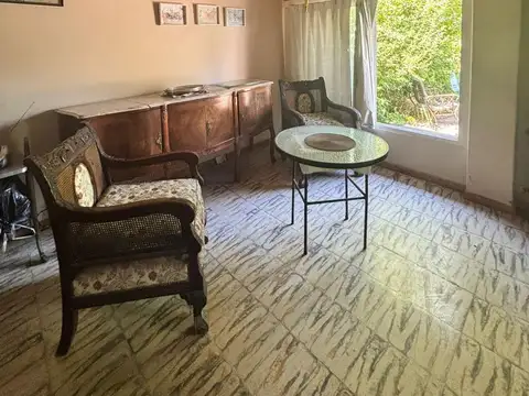 Casa en venta av. 137 e/ 59 y 60 Los Hornos