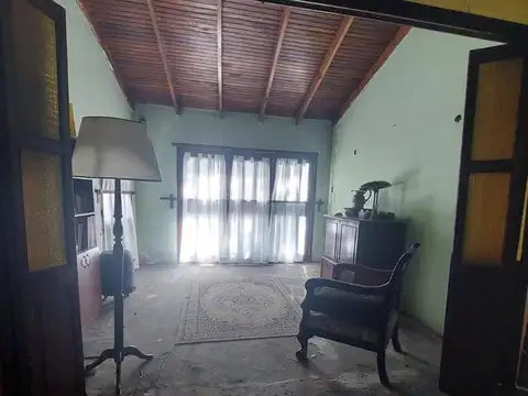 Casa en Venta en Los Hornos, USD 88.000