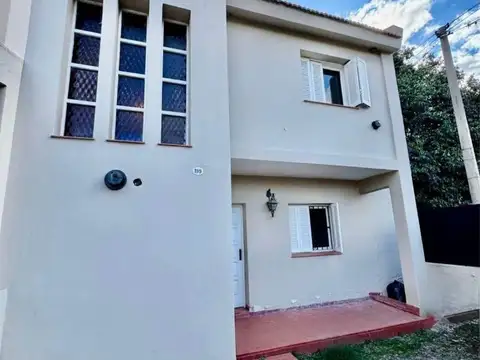 Exc Casa 3 Dor Vta Gge/qcho/patio Tarcos Esq Fresnos