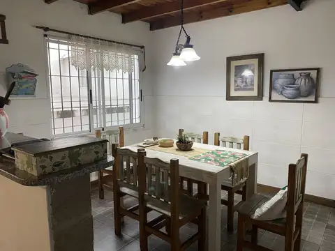 Depto Tipo Casa en Alquiler de 3 dormitorios