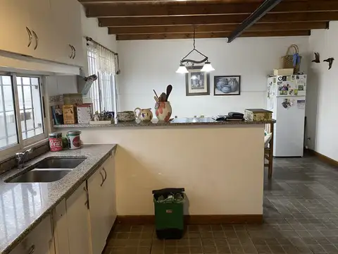 Depto Tipo Casa en Alquiler de 4 ambientes