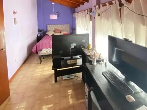 Depto Tipo Casa en Venta de 5 dormitorios