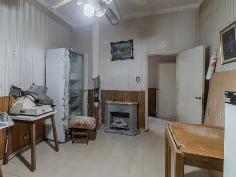 PH EN ALMAGRO CON PATIO Y GRAN POTENCIAL