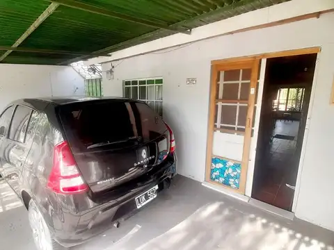 Casa 3 ambientes con 1 baño