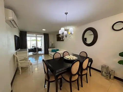 Departamento en Alquiler de 6 ambientes