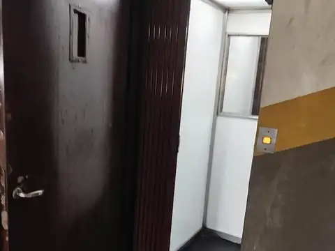 Imperdible Cochera en Venta en Palermo! Ideal para Auto o Camioneta