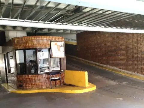 Imperdible Cochera en Venta en Palermo! Ideal para Auto o Camioneta