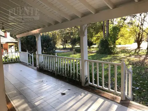 Casa 6 ambientes con 3 baños