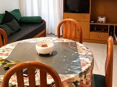 Venta de departamento 2 ambientes - c/fte - Santiago del Estero 2300 - Plaza Mitre - Mar del Plata