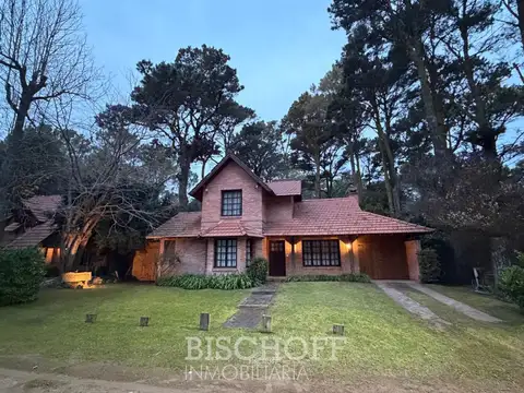 Casa en Venta de 4 dormitorios