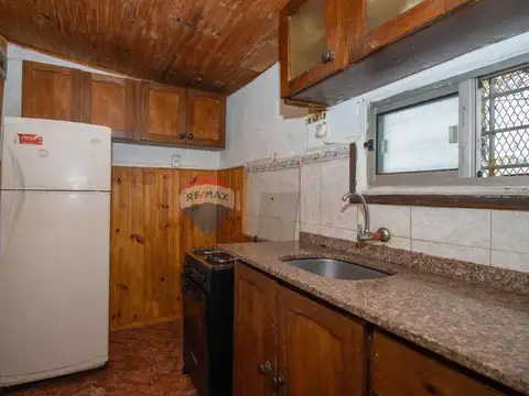Casa 4 ambientes con 1 baño