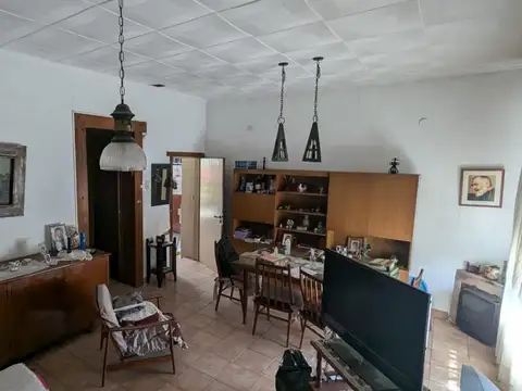 PH tipo casa de 2 ambientes Lanús este M. Weild 2200