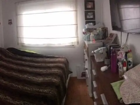 IMPECABLE DEPARTAMENTO A MTS.ESTACION SANTOS LUGARES