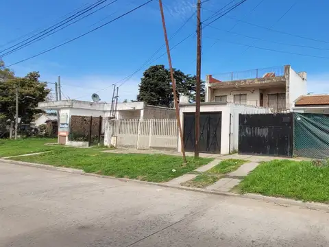 Casa - Venta - Argentina, San Miguel - Dorrego 2400