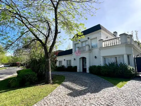 Casa  en Venta en St. Matthew´s Village, Pilar, G.B.A. Zona Norte