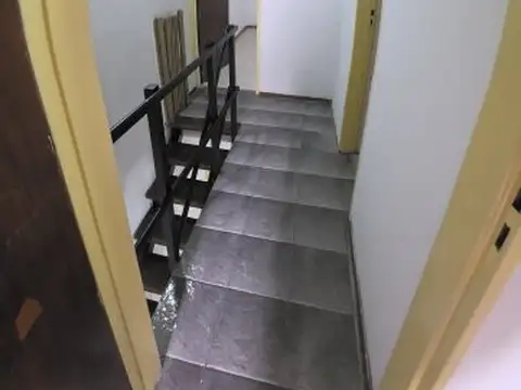 Añquiler Departamento Duplex de 3 ambientes en San Justo Barrio.San Nicolas