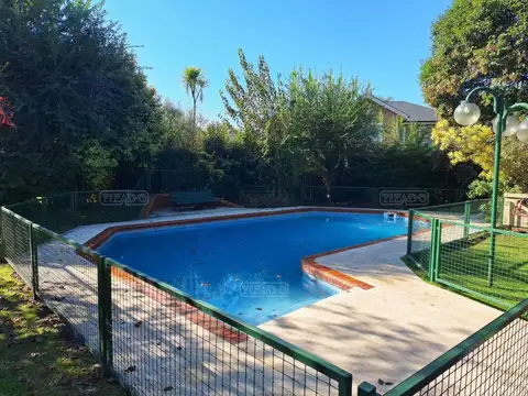 Casa  en Venta en Banco Provincia, Francisco Álvarez, Moreno