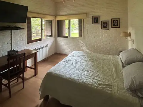 CASA EN VENTA - Country Village Golf & Tenis Club.