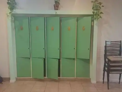 Oficina en Alquiler en Banfield, USD 218.000