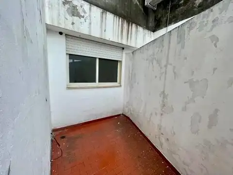 Silva 1000, Piso 2