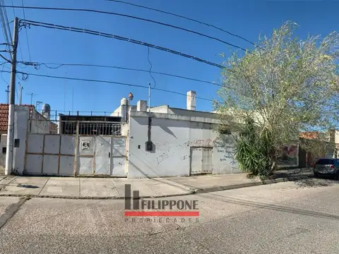 Fabuloso predio en venta con salida a 2 calles. Más de 2600m2