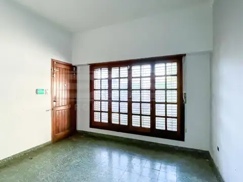Mariano Moreno al 5500 entre Saavedra y Antartida Argentina
