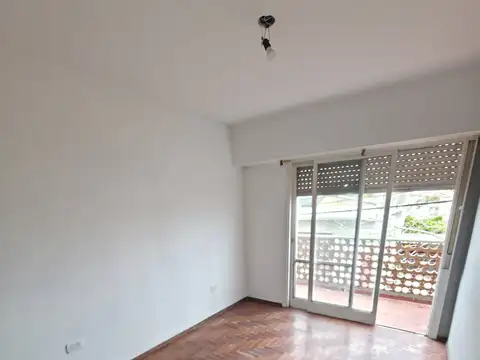 Departamento en Alquiler en Berazategui, $ 600.000