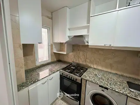 VENTA - Casa interna, dos dormitorios, dos patios y parrillero - España y Hospitales. APTO CRÉDITO.