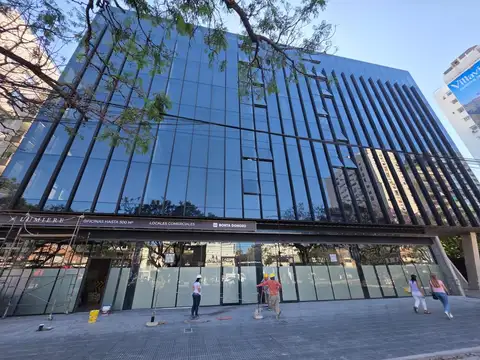 Oficina en Alquiler con 1 cochera