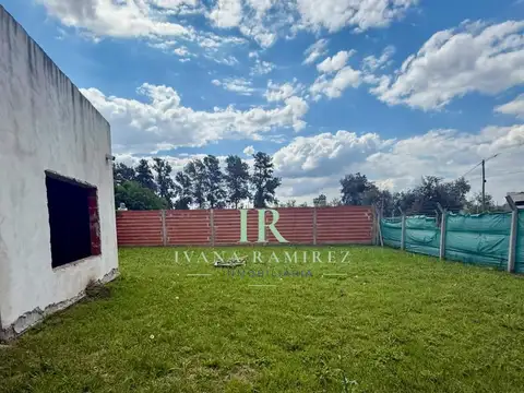 Se Vende Casa A Terminar Lista Para Escriturar en Barrio abierto Ayres de Los Arroyos, Luján