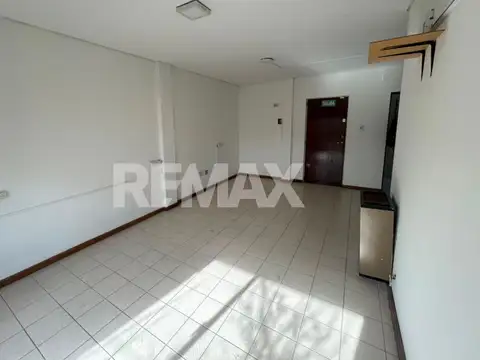 Oficina en Alquiler en Neuquen, $ 2.400.000