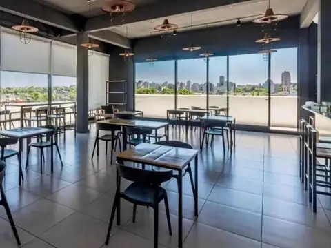 Zelarrayán e/ Victor Martinez y Hortiguera