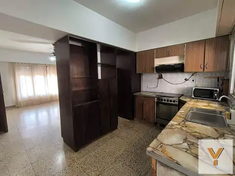 Casa en venta - 3 Dormitorios 3 Baños - Cochera - 150Mts2 - Lobos