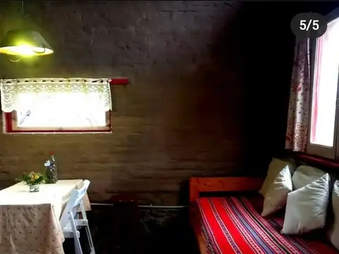 Casa 2 ambientes con 1 baño