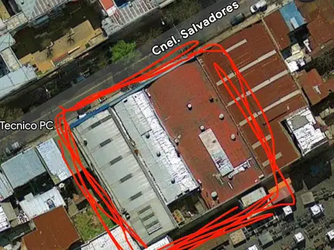 Galpón en la boca Venta 2000 metros.-