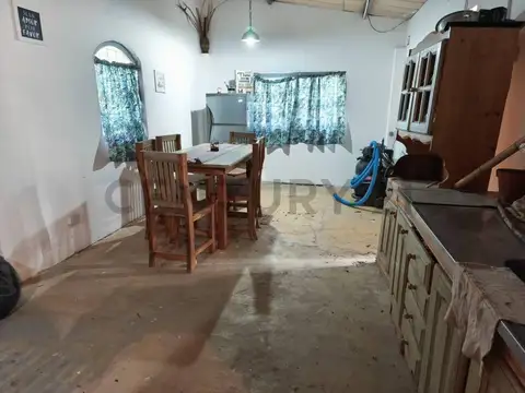 racine j , Piso 0
