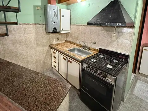 DPTO TIPO CASA AL FRENTE EN DOS PLANTAS
