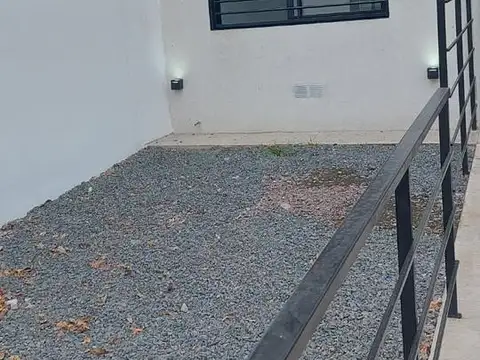Departamento en Alquiler con 1 cochera