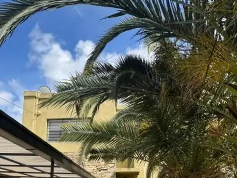 Depto Tipo Casa en Venta en Ituzaingo, USD 175.000