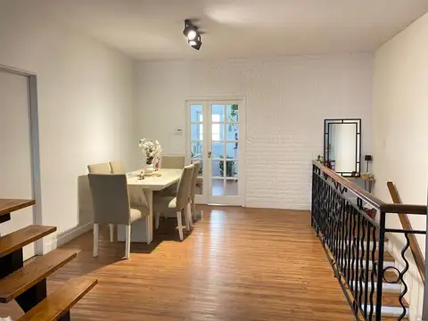 Depto Tipo Casa en Venta de 5 ambientes