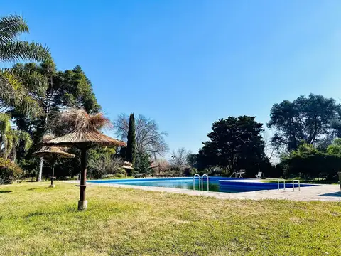 Casa 7 ambientes con 3 baños