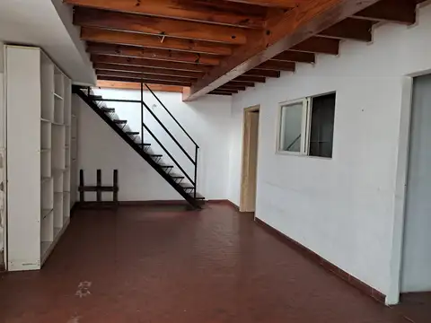 PH A RECICLAR. PB AL C/FRENTE DE 138m2, SIN EXPENSAS  APTO CREDITO HIPOTECARIO 