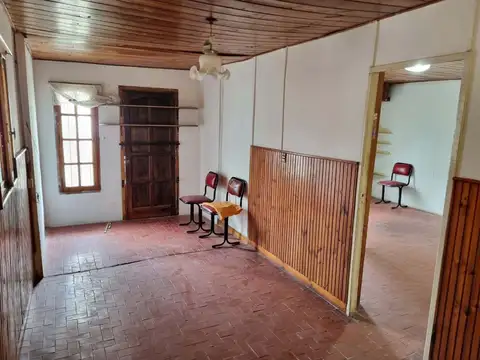 Casa 4 ambientes con 1 baño