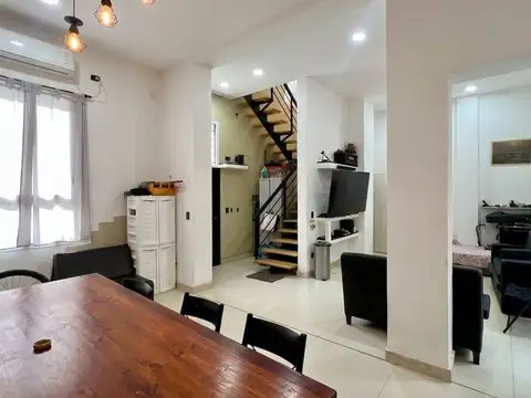 CASA 4 AMBIENTES PATIO TERRAZA QUINCHO PARRILLA