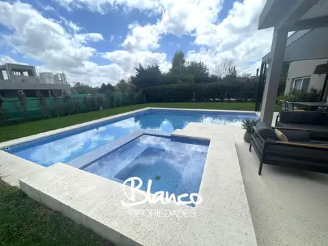 Casa en Venta de 4 dormitorios