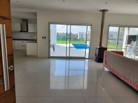 Casa en Venta al Noreste