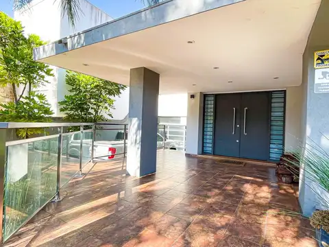 Casa en Venta en Villa Sarmiento, USD 415.000