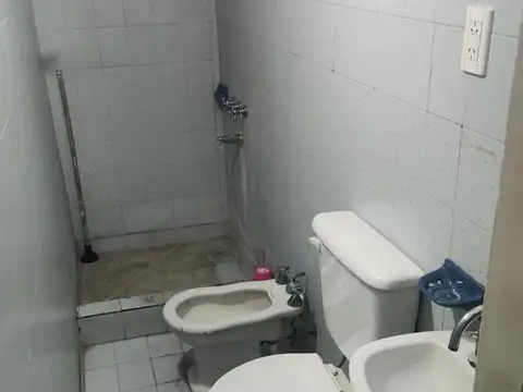 Casa en Venta con 5 cocheras