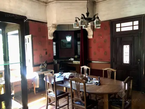 Casa 6 ambientes con 2 baños